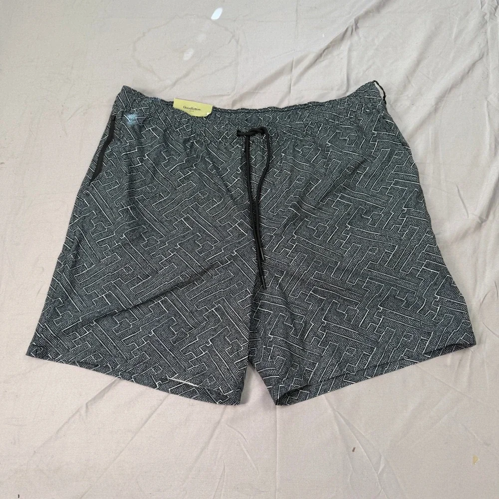 Goodfellow & Co Mens XL Swim Trunks Black White Maze Print 7in Inseam UPF 50+